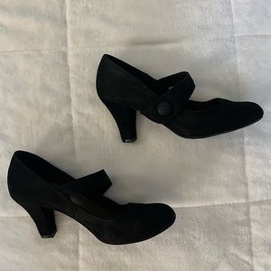 American Eagle Heels